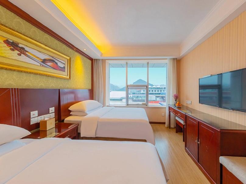 Yichang Vienna Hotel Wanda Branch Экстерьер фото